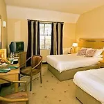 Queens Hotel 3*