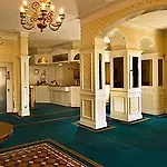 Hotel Queens