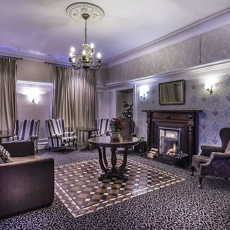 Hotel Queens 3*