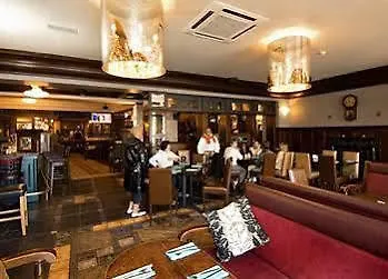 Queens Hotel 3*